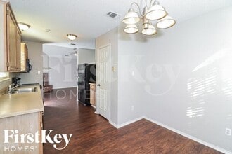 7956 Clear Brook Cir in Fort Worth, TX - Building Photo - Building Photo