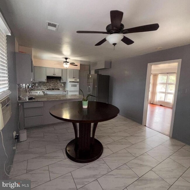 property at 8918 Virginia Ave