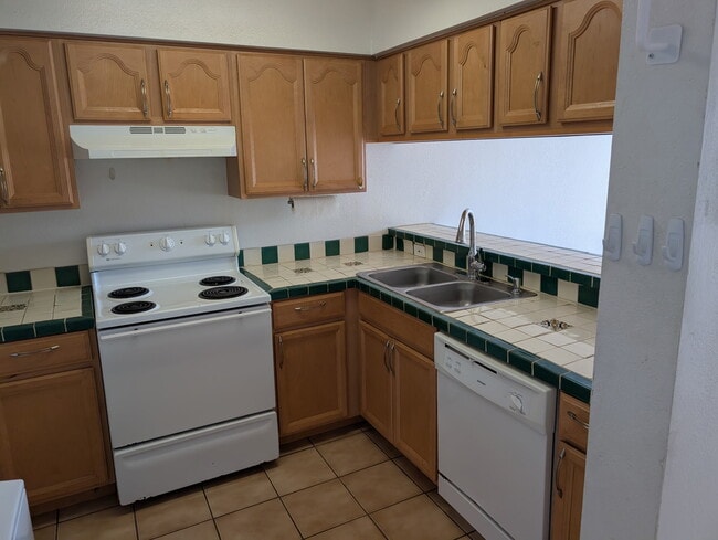 3930 S Roosevelt Blvd, Unit N109 in Key West, FL - Building Photo - Building Photo