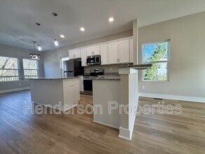 75 Woodsdale Pl SE in Concord, NC - Building Photo - Building Photo