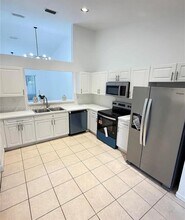 2650 E Aragon Blvd in Sunrise, FL - Building Photo - Building Photo