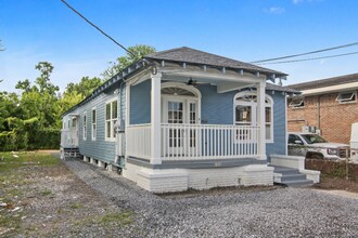 4924 Clara St in New Orleans, LA - Building Photo - Building Photo