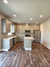 15650 View Dr Ct SE in Yelm, WA - Building Photo - Building Photo