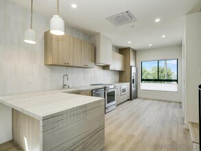 4109 Udall St in San Diego, CA - Building Photo - Building Photo