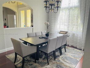 12841 Country Glen Dr in Cooper City, FL - Building Photo - Building Photo