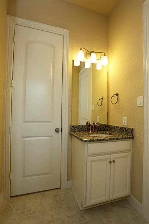 property at 2606 Meadowlark Hills Ct