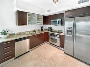 41 SE 5th St, Unit # 916 in Miami, FL - Building Photo - Building Photo