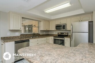 3103 Apricot St in Seffner, FL - Building Photo - Building Photo