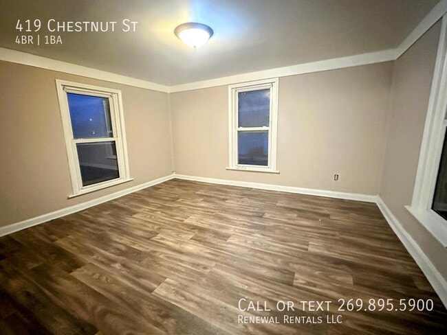 419 Chestnut St in Dowagiac, MI - Building Photo - Building Photo