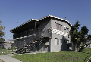 5182-5188 Canoga St Apartments