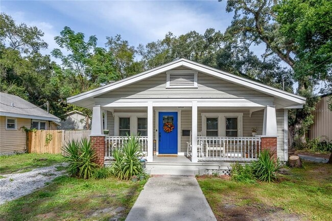 property at 806 E Hamilton Ave