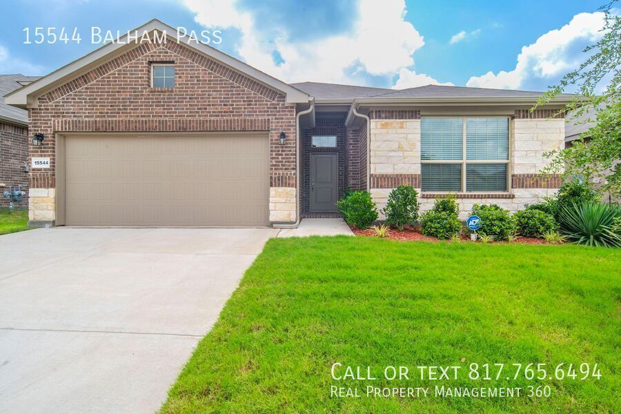 15544 Balham Pass in Justin, TX - Building Photo