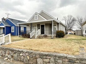 30 Brighton St in Dayton, OH - Building Photo