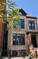 2646 N Wilton Ave in Chicago, IL - Building Photo