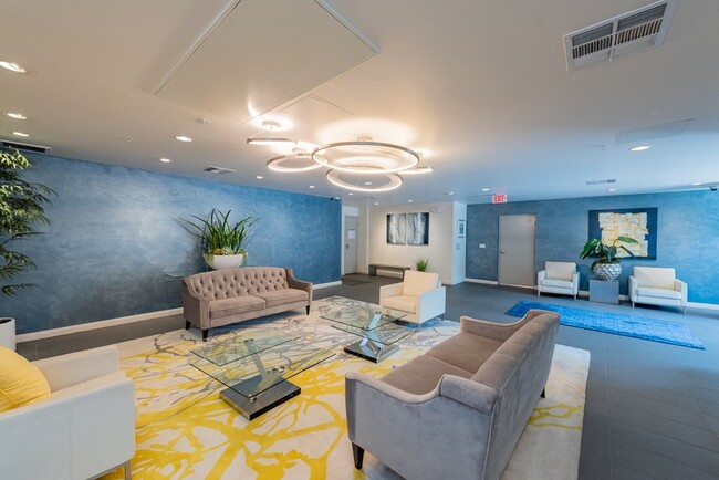 436 S Virgil Ave in Los Angeles, CA - Building Photo - Building Photo