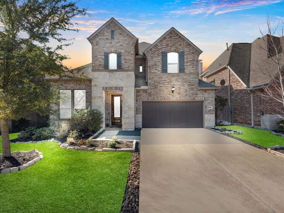 2024 Arrowood Glen Dr in Houston, TX - Building Photo