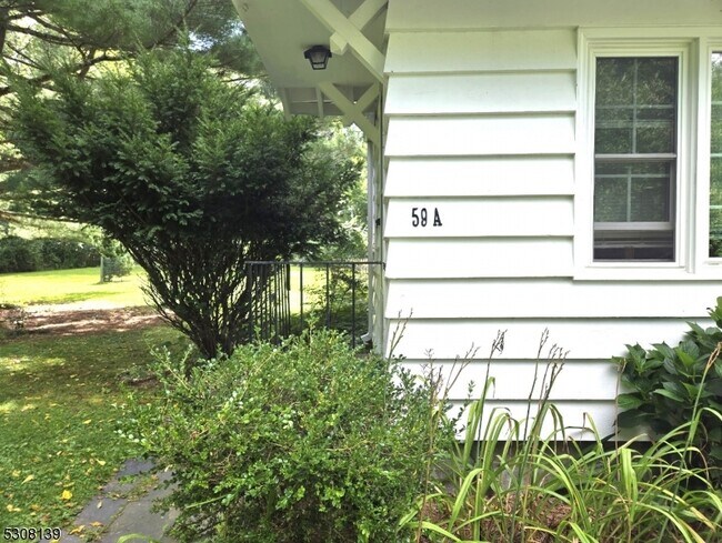 59 Furnace Rd-Unit -A in Chester, NJ - Building Photo - Building Photo