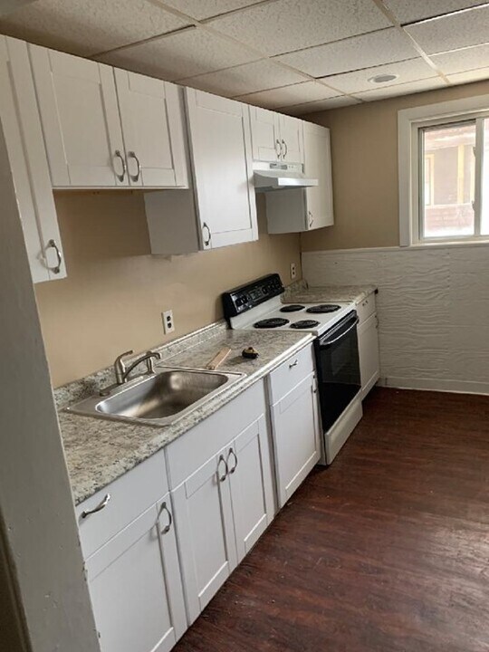 50 Plymouth St in Everett, MA - Building Photo