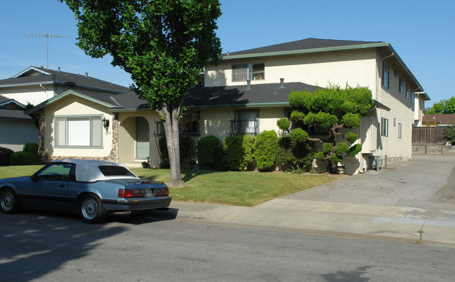 551 Firloch Ave in Sunnyvale, CA - Building Photo - Building Photo