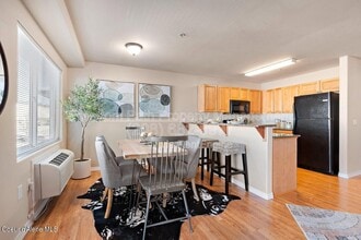 310 N Promenade Loop in Post Falls, ID - Foto de edificio - Building Photo