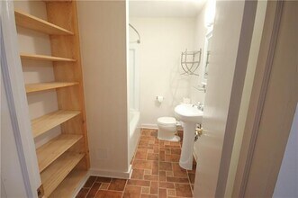 337 Reine St in Mandeville, LA - Building Photo - Building Photo