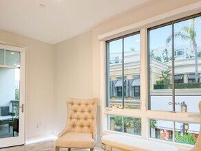 205 Caruso Ave in Glendale, CA - Building Photo - Building Photo