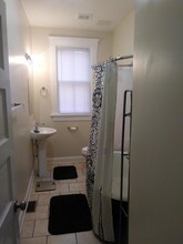 2702 W Main St-Unit -B Downstairs in Richmond, VA - Building Photo - Building Photo