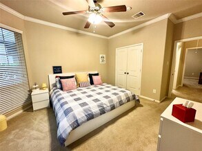 8803 Adrienne Dr in Tomball, TX - Building Photo - Building Photo