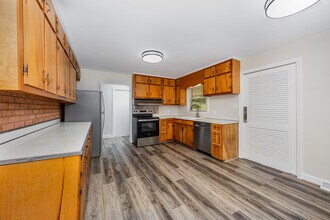 3900 Sedgegrove Rd in Greensboro, NC - Building Photo - Building Photo
