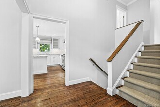 24 Thorne Pl in Rye, NY - Building Photo - Building Photo