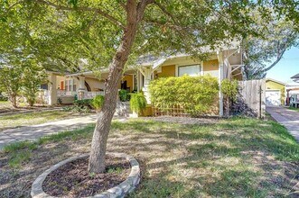 2116 Hurley Ave in Fort Worth, TX - Building Photo - Building Photo