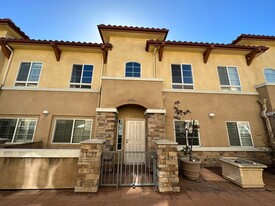 3436 E Temple Way in West Covina, CA - Building Photo