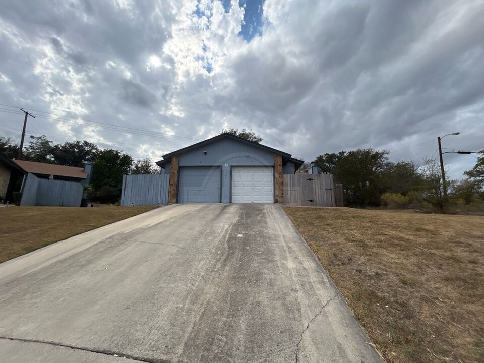 4102 Water St in Killeen, TX - Building Photo