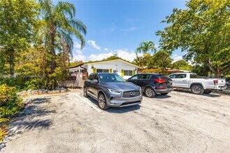 1305 NE 2nd Ave in Fort Lauderdale, FL - Building Photo - Building Photo