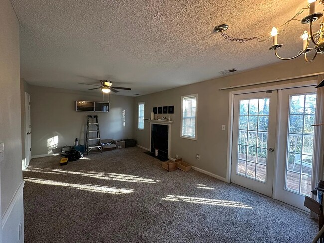 1535 Cedar Bluff Trail in Marietta, GA - Building Photo - Building Photo