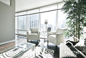 345 E Ohio St in Chicago, IL - Building Photo - Building Photo