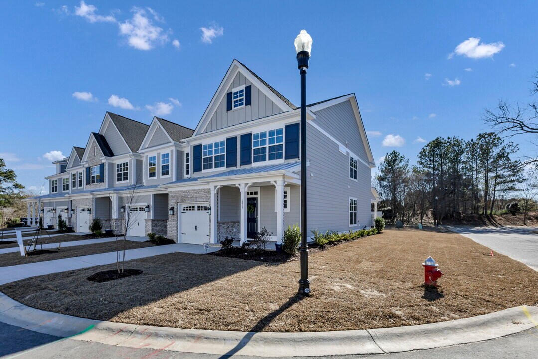 600 Wetherbrooke Way in Columbia, SC - Building Photo