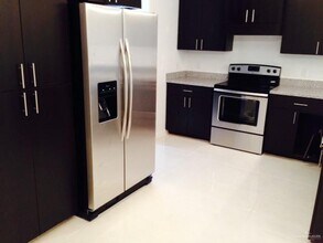 25 W Fig Ave in Pharr, TX - Building Photo - Building Photo