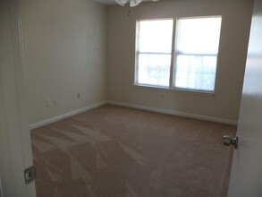 22 Cherry Acres Dr in Hampton, VA - Building Photo - Building Photo