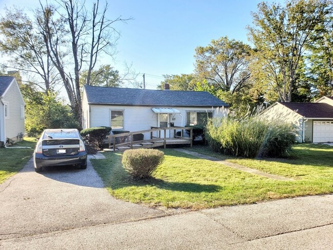 property at 117 N Bryan Ave