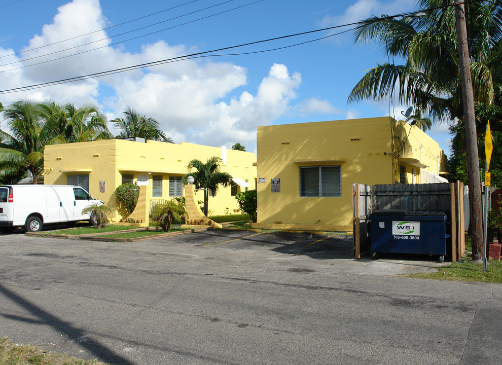 801 NE 85th St in Miami, FL - Building Photo