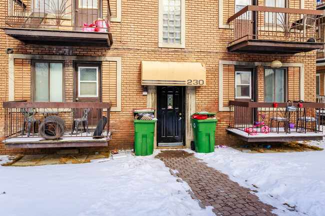 230 Saint-Jacques St in Lachine, QC - Building Photo - Building Photo