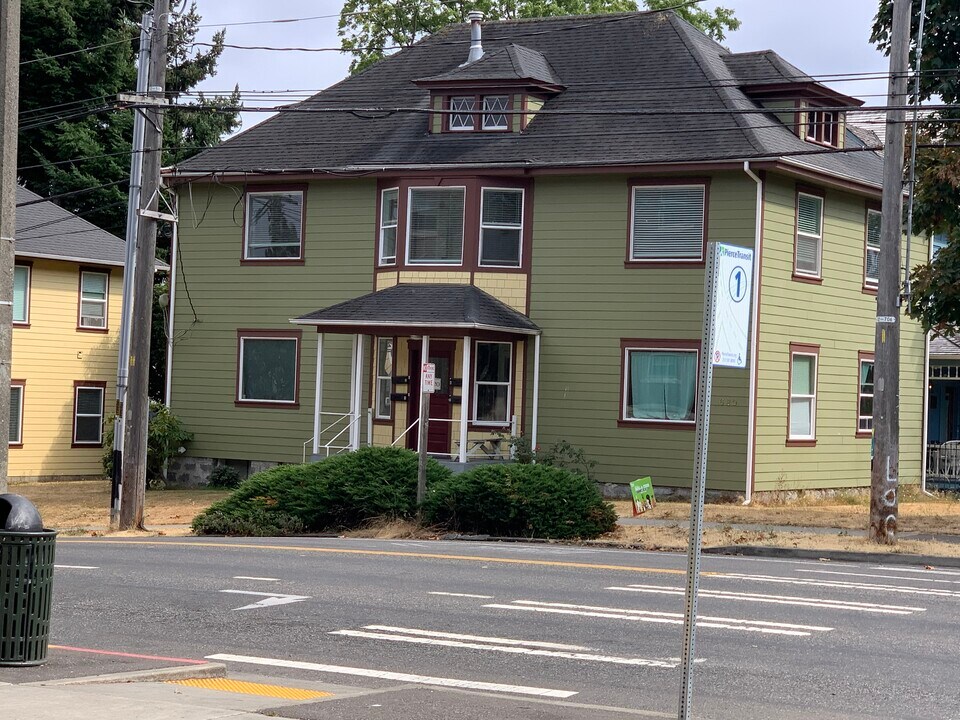 620 6th Ave, Unit 1 in Tacoma, WA - Foto de edificio