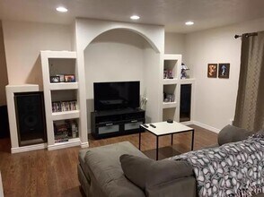 835 Royal Septor Way in Washington, UT - Building Photo - Building Photo