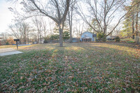 1505 Waterford Dr photo'