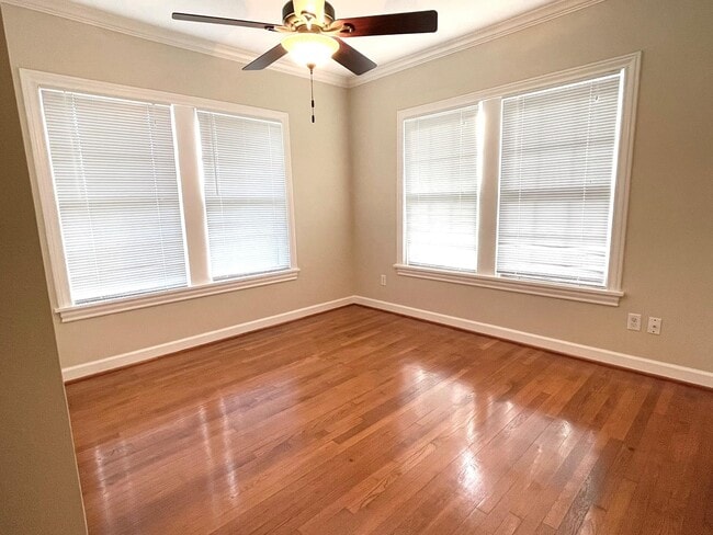 4630 Clay St in Houston, TX - Building Photo - Building Photo