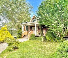 6 Nidzyn Ave in Remsenburg, NY - Building Photo