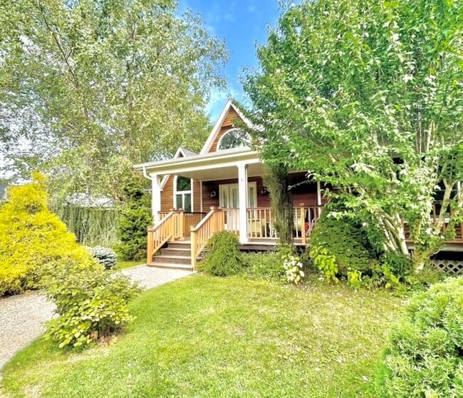 property at 6 Nidzyn Ave