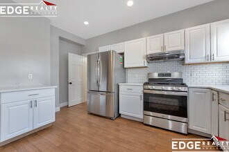 188 Faneuil St, Unit 1 in Boston, MA - Building Photo - Building Photo