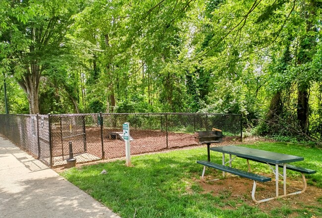 600 Reusens Rd in Lynchburg, VA - Building Photo - Building Photo